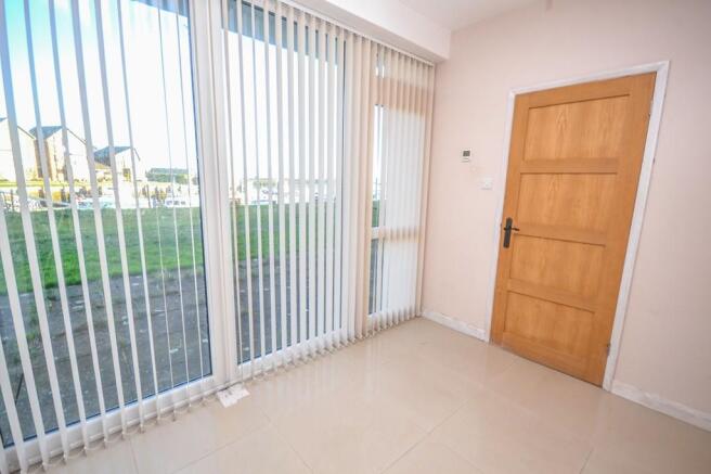 GARDEN ROOM