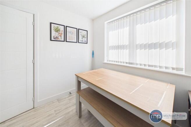 2 bed Semi-Detached for sale Image 8
