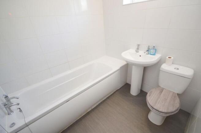 3 bed Detached Bungalow for sale Image 12