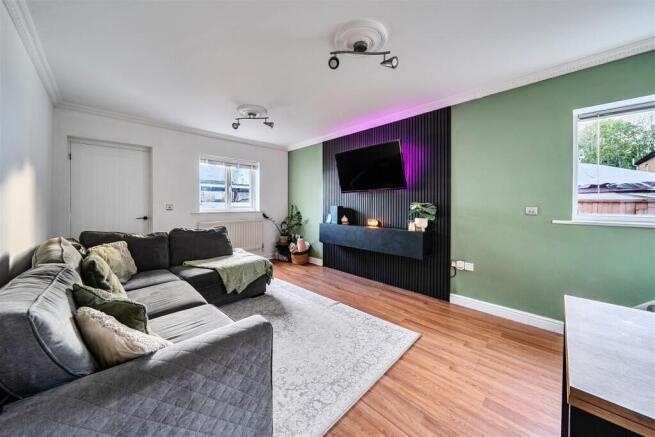 Alders Road, Fareham photo 2
