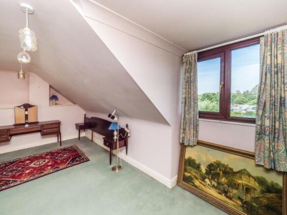 Bedroom With En Suit