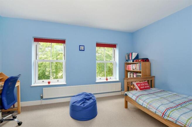 Photo 11