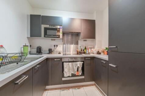 Nelson Walk, E3, Bow, London, E3