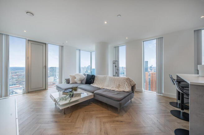 1423945-13-69aaeb...