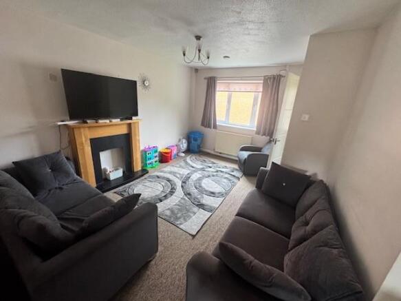 Herstone Close, Canford Heath, Poole photo 4