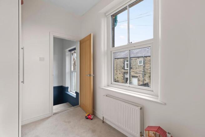 3 bed Terraced for sale Image 12