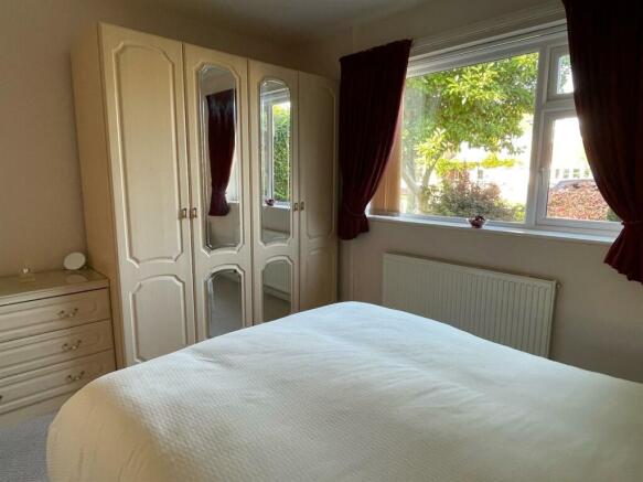 Bedroom1.jpg