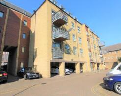 98, 26 32 Hewetts Quay, Abbey Road, Barking IG11 7BE