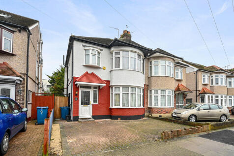 Dorchester Avenue, Harrow
