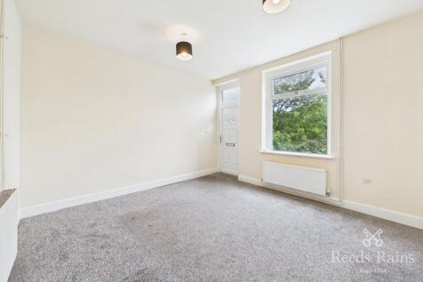 Ovenden Road Terrace, Halifax, West Yorkshire, HX3