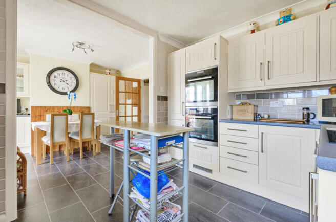 Kitchen/Dining