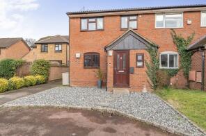 11, Trent Close, Wokingham RG41 3TY