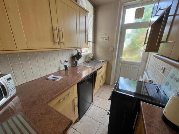 3 bed Semi-Detached for sale Image 4