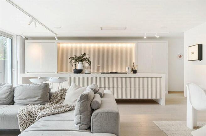 Reception/Kitchen