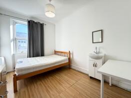 Flat A, 9, Brecknock Road, London N7 0BL