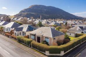 2, Kirkhill Gardens, Prestonfield, Edinburgh EH16 5DF