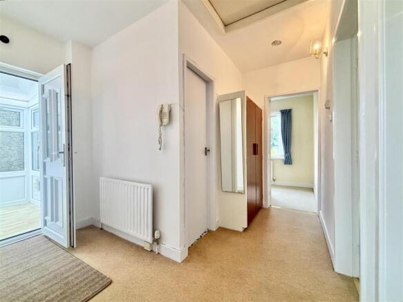 2 bed Detached Bungalow for sale Image 6
