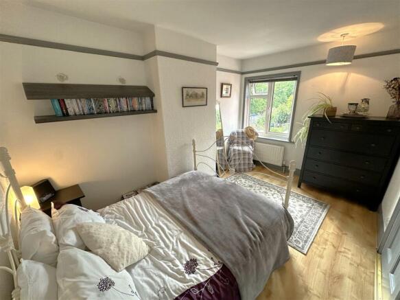 Second Bedroom 039