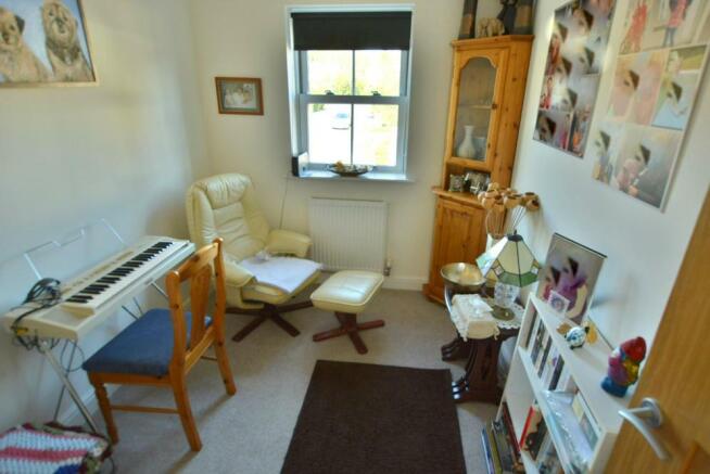 Photo 10