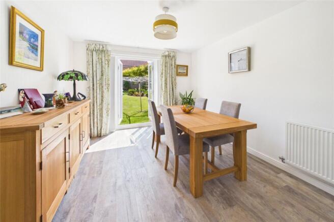 4 bed Detached for sale Image 5