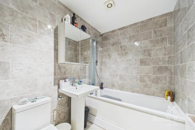 5 bed Terraced for sale Image 7