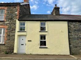 Milwyn House, C1240 From Tregaron To Pont Nanstalwen, Tregaron SY25 6NF