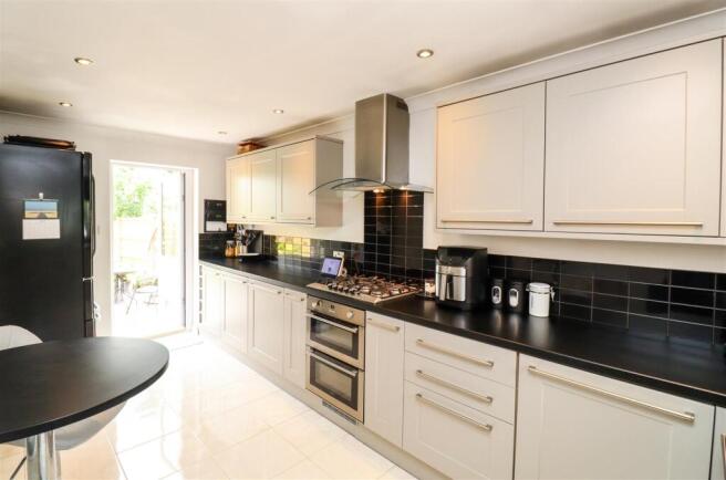 Kitchen/Breakfast Room