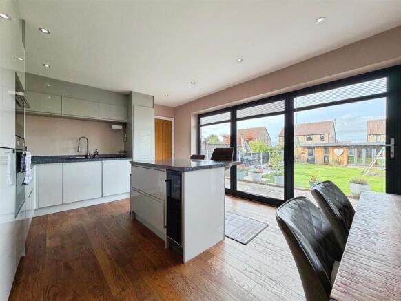 Pryor Mede, Harthill, Sheffield photo 4