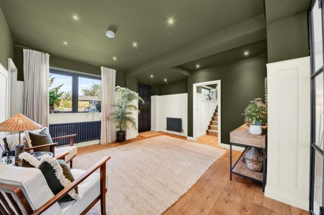 4 bed Detached for sale Image 5