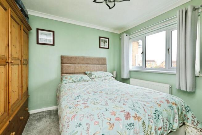 2 bed Semi-Detached for sale Image 7
