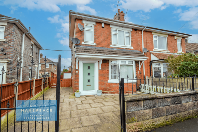 Two Bedroom Semi Detached with Gated Driveway and