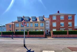 8, 2 Hubert Lodge, South Street, Southampton SO45 6GS