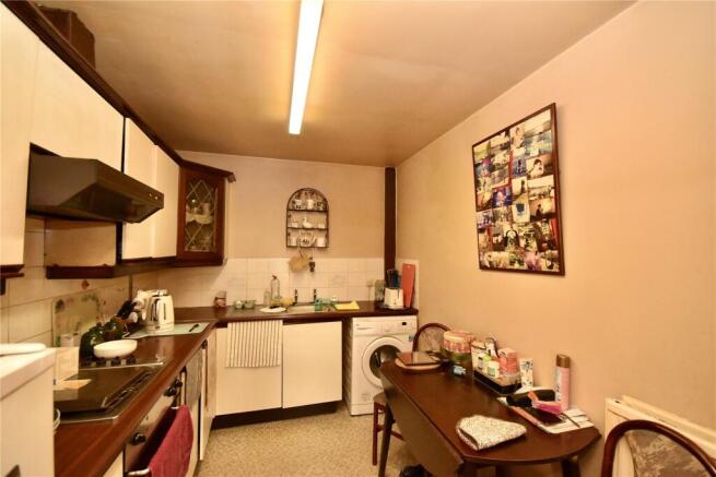 1 bed Apartment for sale Image 6