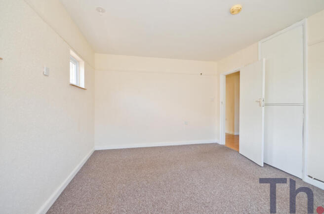 Bedroom 2.JPG