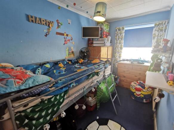 BEDROOM 3