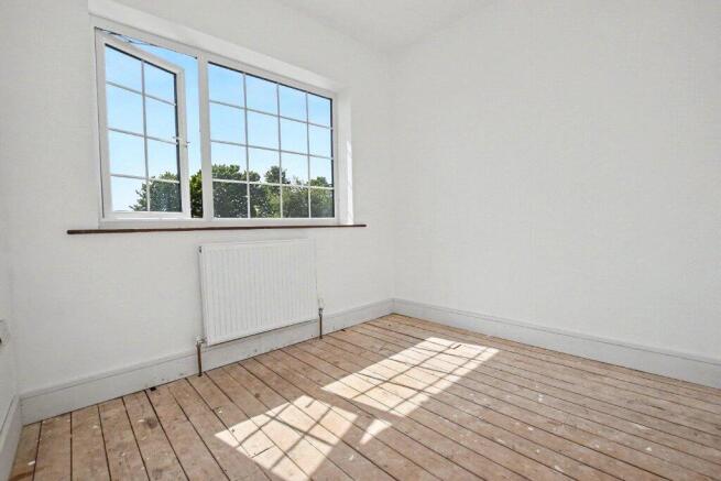 3 bed Semi-Detached for sale Image 9