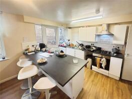 15b, Brookvale Road, Southampton SO17 1QN