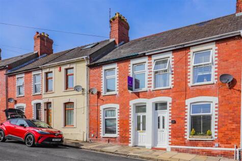 Phyllis Street, Barry