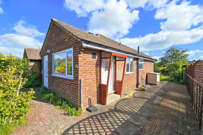3 bed Bungalow for sale Image 9