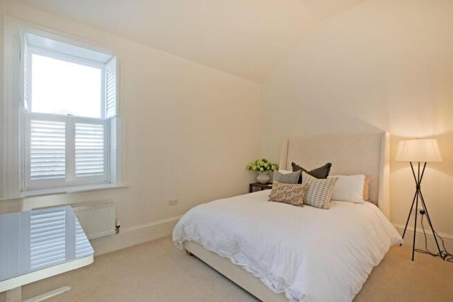 2 bed Apartment for sale Image 8