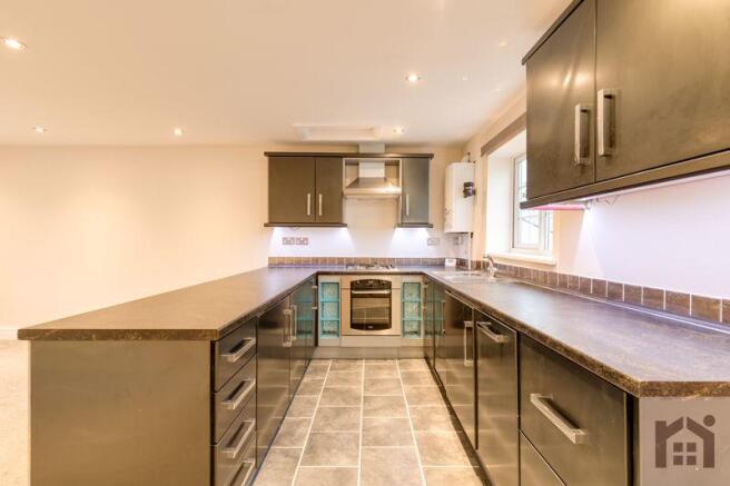 Fitted kitchen