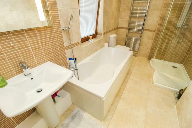 BATHROOM/W.C.