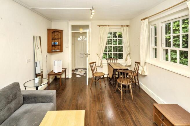 The Lodge, Corringham Court, Corringham Road, London NW11 7BU