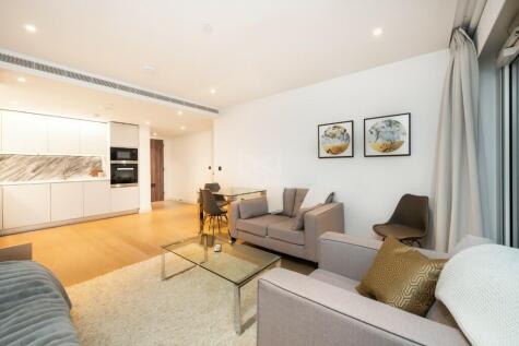 Lincoln Apartment, White City Living, Fountain Park Way, London, W12