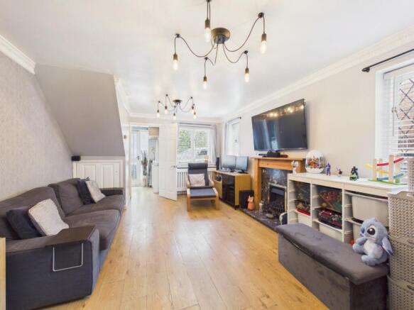 3 bed Semi-Detached for sale Image 9