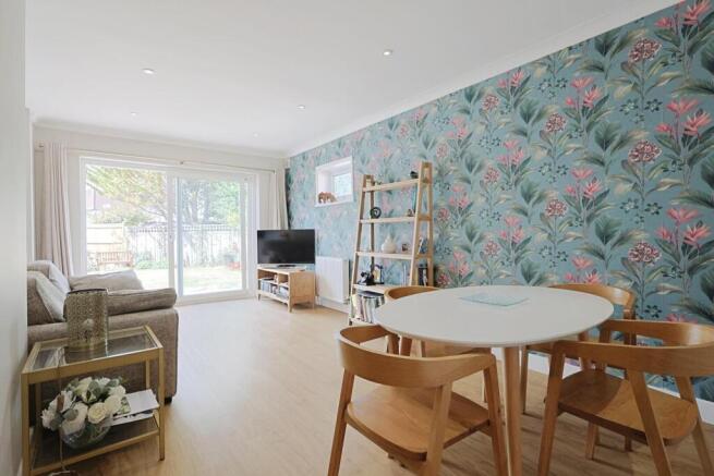 Sitting/Dining Room