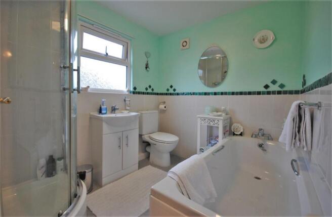 Ensuite Bathroom