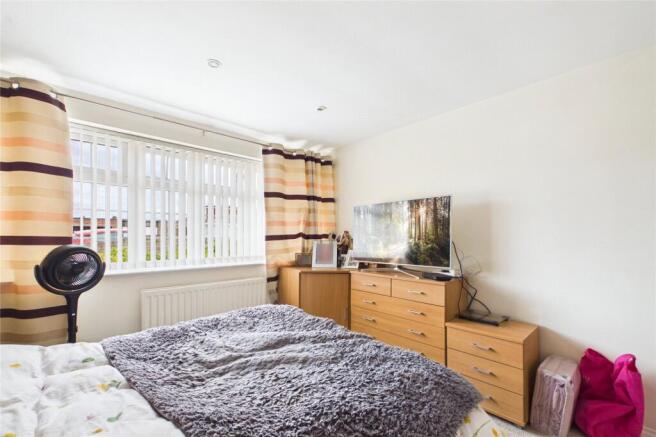 2 bed Bungalow for sale Image 8