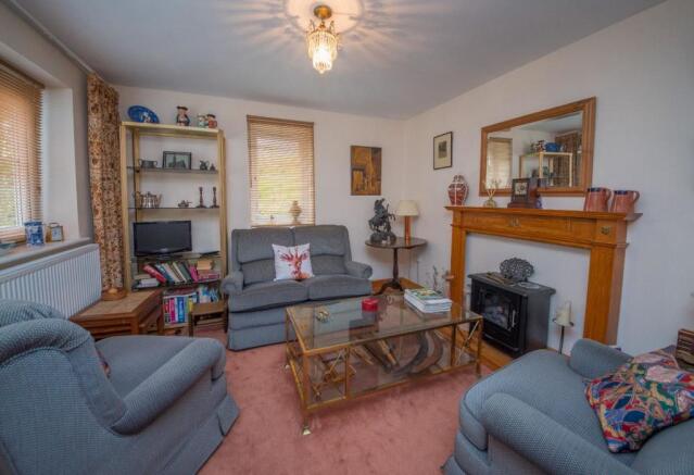 SITTING ROOM