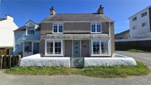 Bryn Tirion, Warren Road, Rhosneigr LL64 5QT